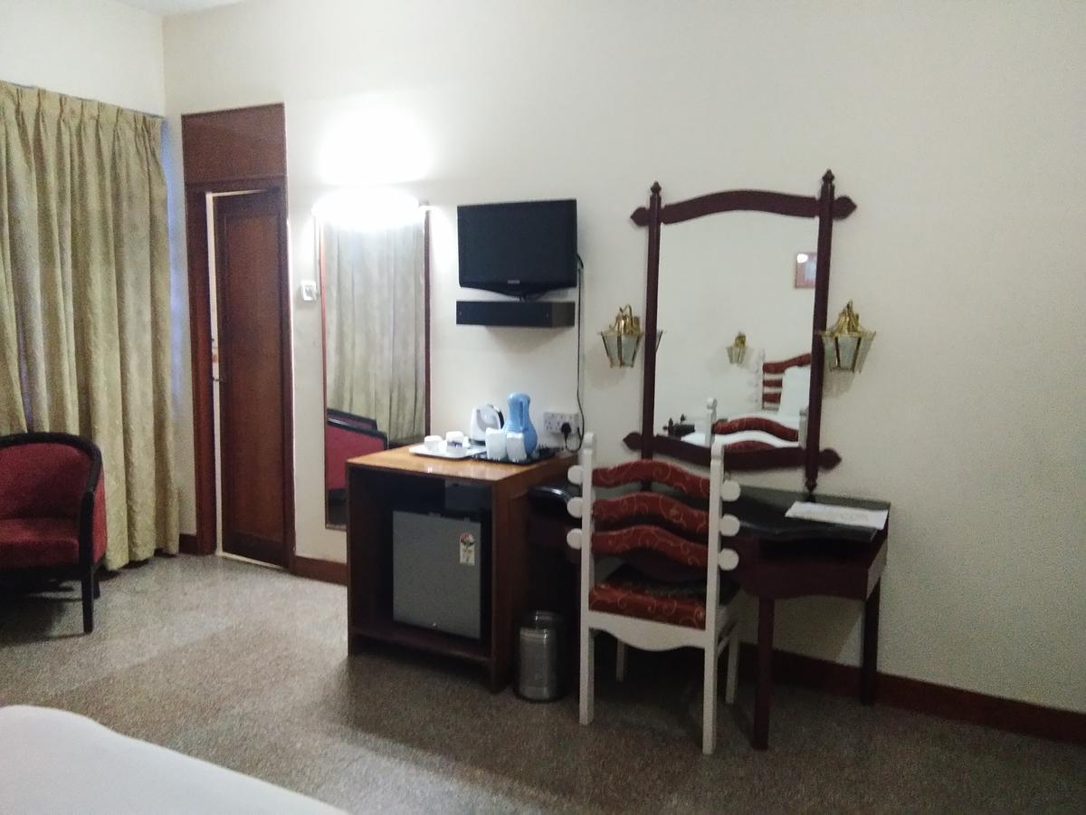 Hotel Pankaj Thiruvananthapuram Exterior foto